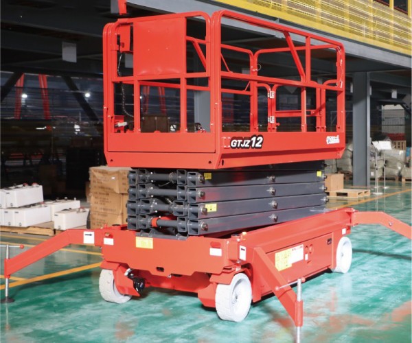 红旗自行走升降机